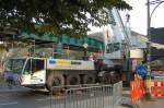Ein zweiter Fahrzeugkrangigant vor Ort, es ist der Fahrzeugkran des polnischen Grohmannablegers,ein TEREX AC 500-2 der ebenfalls am 18.09.09 eingesetzt ist um die Br�ckensegmente stabil und sicher auf