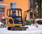 Minibagger CAT 301.8C, 08.01.10 Berlin-Knobelsdorffstr.