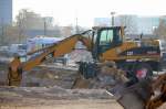 Ein CAT M318C Mobilbagger (Leasingbaumaschine) am 22.11.11 N�he S-Bhf.
