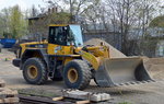 KOMATSU WA 380 Radlader der Fa. HKL/TESCH Gmbh & CoKG am 13.04.16 S-Bhf. Berlin-Schöneberg.