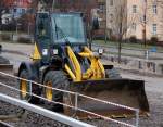 Ein KOMATSU WA100M Radlader am 20.12.08 Umbau S-Bhf.