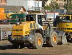 Dieser gro�e LIEBHERR 550 2plus2 Radlader der Fa.