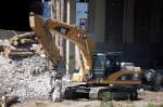 Leasingbagger CAT 325D LN, 27.07.08 Gro�baustelle Neubau Spandauer Damm Br�cke Berlin.