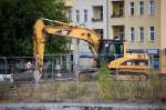 Raupenbagger CAT 320C L am 27.09.08 Berlin-Pankow.