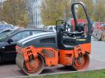 Kleine BOMAG BW 100 AD Tandemwalze am 13.11.14 Berlin Storkower Str.