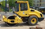 Leasingbaumaschine: Walzenzug BOMAG BW 177 D am 21.05.11 Berlin-Pankow.