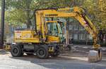 Zweiwegebagger LIEBHERR 900 der Baufirma MATTH�I, 30.10.10 Berlin Vinetastr.