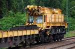 Hier ein TAKRAF  EDK 300/5 50 t Eisenbahnkran der DB Bahnbau Gruppe/DGT gezogen von 293 011-3 + 293 010-5 am 26.06.13 Berliner Innenring H�he Berlin-Jungfernheide.