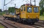 DB Bahnbau Gruppe mit einem MTW 100 und Beiwagen(Oberleitungsbauwagen) mit Ger�ten am 16.07.15 Bhf.