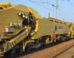 Detailaufnahmen der Plasser & Theurer Schnellumbaumaschine SUM 315  B�ffel  (99 80 9211 005-0 D-DB) am 16.10.17 Bf.