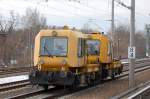 Gleich zwei GAF 100 R der DB in Richtung Berlin-Pankow unterwegs am 26.02.10 Berlin-Blankenburg.