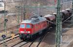 232 693-2 bringt einen Ganzzug Sch�ttgutwagen mit Schotter/Kies? direkt zum Berliner Westhafen, 08.04.13 Berlin-Putlitzbr�cke.