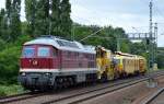 DB Bahnbau Gruppe mit 232 550-4 mit Schnellschotterplaniermaschine + Gleisstopfmaschine P&T UNIMAT 09-32/4S am Haken Richtung Einsatzort ehemaliger Gbf.