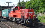 261 099-6 mit Container-Übergabezug am 20.06.17 Durchfahrt Bf.