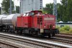 298 309-6 mit drei G�terwagen auf �bergabefahrt, 04.06.12 Berlin Greifswalder Str.