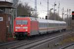 IC 2353 nach Stralsund mit 101 083-4, 13.11.10 Berlin-Karow.