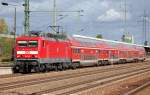 RE7 mit 114 031 Richtung W�nsdorf-Waldstadt, 08.10.12 Bhf.