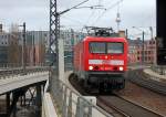 RE2 nach Wismar mit 114 002-9 bei der Einfahrt Berlin Hbf., 13.02.13
