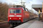 EC 249 mit 120 118-5 Richtung Berlin Hbf.(tief), 31.01.13 Durchfahrt Bhf.