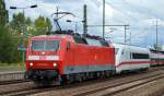 Interessanter Transport, 120 148-2 mit dem ICE Steuerkopf 808 033-5  Ulm  am Haken am 09.09.15 Bhf.