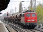 140 791-5 mit einem Ganzzug Sch�ttgutwagen, 14.04.11 Berlin-Karow.