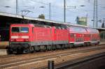 RB14 mit einer anscheinend deffekten 143 567-6 angeschoben von 143 070-1 Richtung Senftenberg abfahrbereit im Bhf.