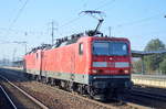 143 831-6 hat 143 326-7 am Haken, 13.02.17 Durchfahrt Bf.