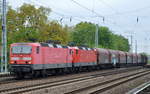 Doppeltraktion 143 926-4 + 143 597-3 mit Güterzug für Coiltransporte am 05.05.17 Berlin-Grünau.