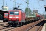 145 069-1 mit gemischtem G�terzug, 30.05.11 Bhf.