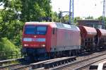 145 010-5 mit Ganzzug Sch�ttgutwagen, 29.06.11 Berlin-Karow.