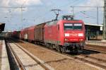 145 029-5 mit gemischtem G�terzug am 04.07.12 Bhf.