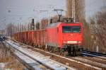 145 044-4 mit Ganzzug offener G�terwagen, 14.03.13 Berlin-Karow.