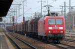 145 056-8 mit einem langen gemischten G�terzug f�r Stahlprodukte haupts�chlich Coiltransport, 21.11.13 Bhf.