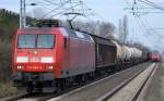145 004-8 mit gemischtem Güterzug Richtung Industrieübergabegebiet Berlin-Norost am 25.02.15 Berlin-Hohenschönhausen.