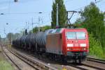 145 001-4 mit Kesselwagenzug am 06.05.15 Berlin-Karow.