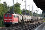 151 026-2 mit Kesselwagenzug Richtung Bernau, 23.08.13 Berlin-Karow.