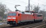 152 082-4 hat 155 075-5 am Haken am 23.02.15 Berlin-Karow.