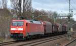 152 082-4 mit Stahlcoil-Transportwagen auf dem Berliner Innenring Höhe Berlin-Jungfernheide, 29.03.15