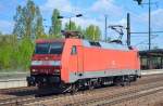 152 144-2 am 04.05.15 Durchfahrt Bhf.