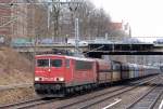 155 103-5 mit einem Ganzzug polnischer Selbstentladewagen Richtung Berlin-Lichternberg, 20.01.11 Berlin Prenzlauer Allee.