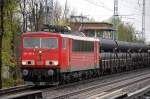 155 091-2 mit einem Ganzzug Drehgestellflachwagen mit Gro�r�hren beladen Richtung Bernau, 13.04.11 Berlin-Karow.