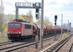 155 035-9 mit einem Ganzzug gedeckter Sch�ttgutwagen Richtung Berlin-Blankenburg, 15.04.11 Berlin-Pankow.