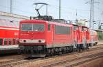 Lokzug mit 155 234-8 und 362 941-7 + 362 863-3 am Haken, 19.05.11 Bhf.
