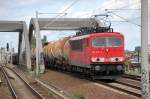 155 241-3 mit gemischtem G�terzug, 11.07.11 Berlin-Pankow.