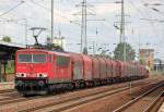 155 135-7 mit einem geischten G�terzug am 31.08.11 Bhf.