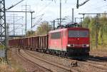 155 077-1 mit Ganzzug offener G�terwagen, 08.10.12 Bhf.