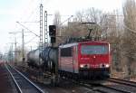 155 126-6 mit einem Kurzzug Kessel- und Silowagen auf dem Berliner Innenring, 05.02.13 Berlin-Jungfernheide.