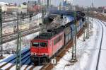 155 115-9 mit Kohlezug polnischer Sch�ttguwagen Richtung Berlin-Spandau, 13.03.13 Berlin-Putlitzbr�cke.