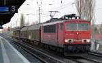 155 246-2 mit einigen Schiebewandwagen am 27.03.14 Berlin-Karow.