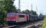 155 265-2 mit 298 308-8 und einigen Schiebewandwagen + Kesselwagen Richtung Bernau am 13.08.14 Berlin-Karow.
